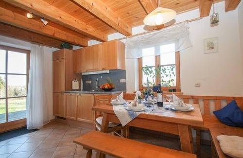 Traunstein Apartment | Relax in Ferienwohnung "Waldblick" with Kitchen & Wi-Fi