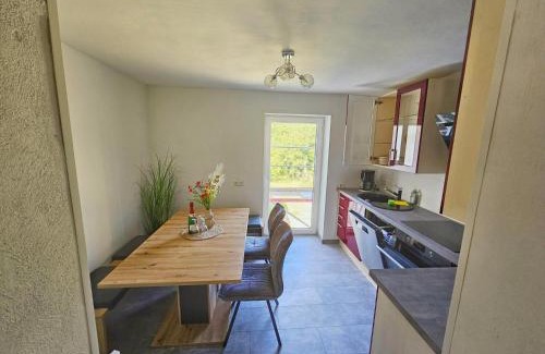 Oberthal Apartment | Ferienwohnung Waldblick