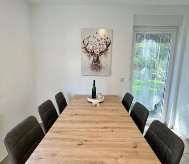 Schierke Apartment | Pet-Friendly Ferienwohnung Wanderkönig with Terrace