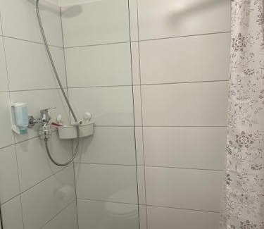 Hamburg-Barmbek Apartment | Elegant Ferienwohnung Watzmann-Stüberl with Family Amenities