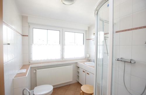 Zeltingen-Rachtig Apartment | Child-Friendly Retreat at Weingut Ackermann - Guest Rated 9/10