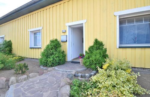 Bad Kleinen Apartment | Cozy Ferienwohnung Weideblick by Schweriner See