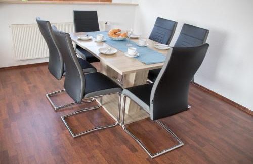 Schwand Apartment | Pet-Friendly Ferienwohnung Weiher Near Nürnberg & Messe