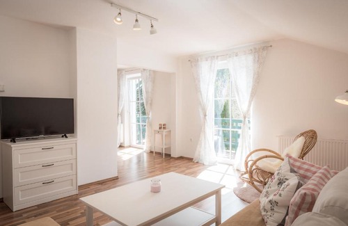 Lackenhof Apartment | Comfortable Ferienwohnung Weitental with Hot Tub & Kitchen