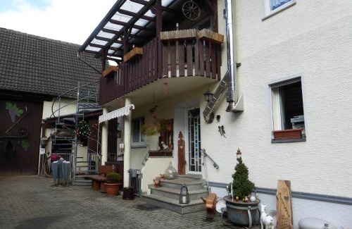 Brensbach Apartment | Pet-Friendly Getaway at Ferienwohnung Wendt - Book Now!