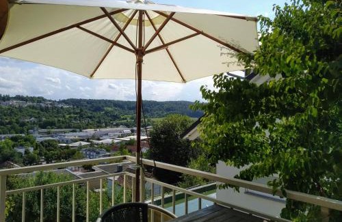 Weststadt Apartment | Pet-Friendly Retreat: Ferienwohnung Wiedmann Awaits You