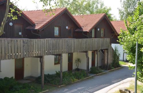 Grafenwiesen Apartment | Pet-Friendly Retreat at Ferienwohnung Wildgatter, Rated 8.8