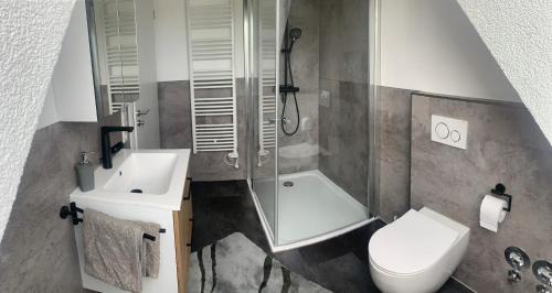 Wilflingen Apartment | Child-Friendly Ferienwohnung Wilflingen with Exceptional Reviews