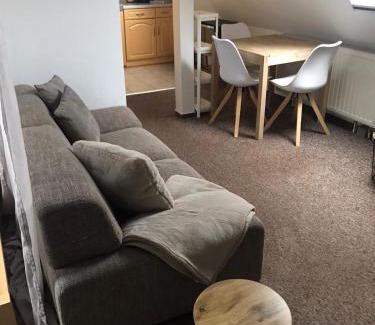Spremberg Apartment | Inviting Ferienwohnung Willi II: Pet & Child Friendly Stay