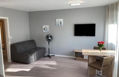 Augsburg-Goggingen Apartment | Family-Friendly Ferienwohnung Winkler with Great Guest Ratings