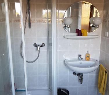 Neustrelitz Apartment | Family-Friendly Retreat at Ferienwohnung Witt - Rated 9/10