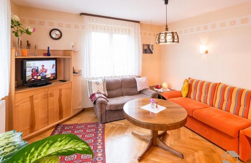 Bad Liebenzell Apartment | Impressive Haus Wollmeister - Family-Friendly Retreat