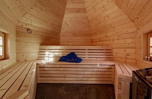 Feistritztal Apartment | Pet-Friendly Ferienwohnung Xandl: Rated 9/10 with Hot Tub