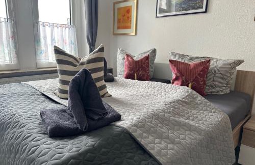 Zeitz Apartment | Family-Friendly Ferienwohnung Zeitz: Appartment Moritzburg