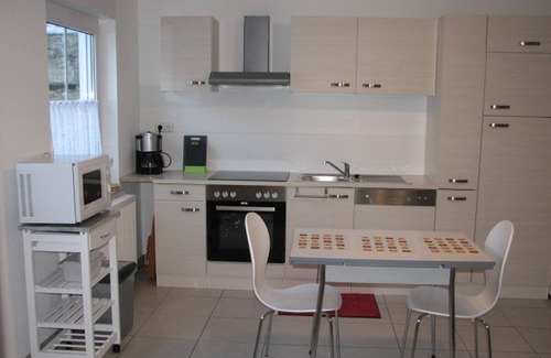 Albstadt Apartment | Cozy Ferienwohnung Zellerhorn with Kitchen & Breakfast