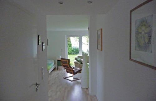Rheindahlen-Land Apartment | Top-Rated Ferienwohnung Zimmergrün Near Nordpark