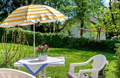 Stockach Apartment | Family-Friendly Stay at Ferienwohnung Zizi - Rated 8.3/10