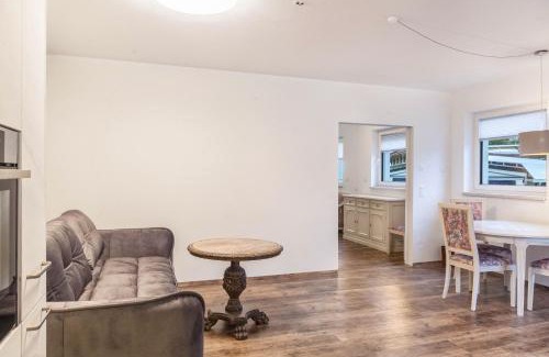 Ehrwald Apartment | Pet-Friendly Ferienwohnung Zugspitze: Family & Accessibility Focus