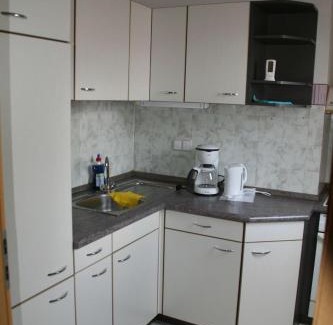 Friedersdorf Apartment | Family-Friendly Getaway at Ferienwohnung zum Holzwurm