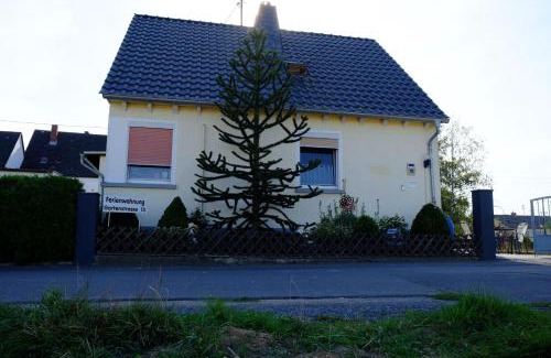 Munstermaifeld Apartment | Pet-Friendly Ferienwohnung-zum-Kueppchen with Top Reviews