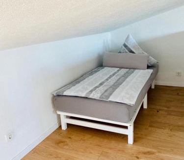 Brauneberg Apartment | Family-Friendly Retreat at Ferienwohnung zum Mandelgraben