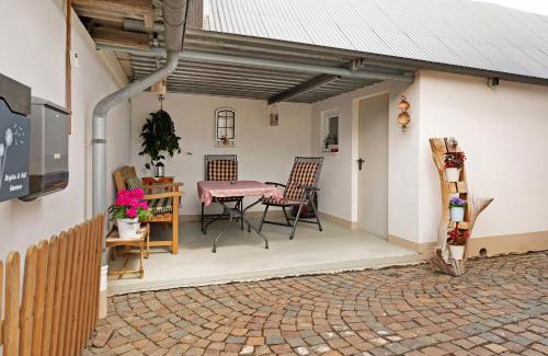 Raversbeuren Apartment | Family-Friendly Retreat at Ferienwohnung 'zum Moseltal'