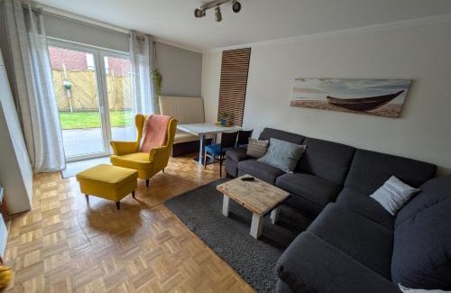 Stadtlohn Apartment | Family-Friendly Ferienwohnung Zum Wenning with Garden Retreat