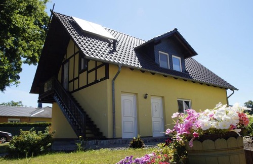 Lubben Apartment | Family-Friendly Ferienwohnungen am Roten Nil with Kitchen
