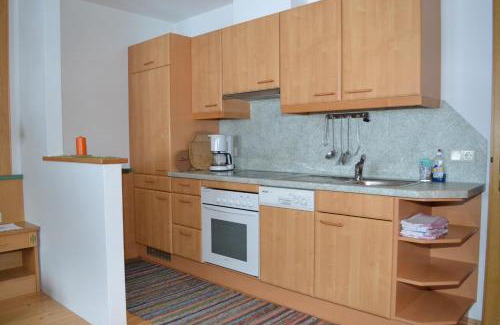 Vorderlanersbach Apartment | Discover Ferienwohnungen Andreas Hofer: Family-Friendly Retreat