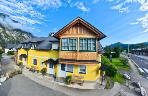 Bad Goisern Apartment | Top-Rated Ferienwohnungen ARIKOGEL in Bad Goisern