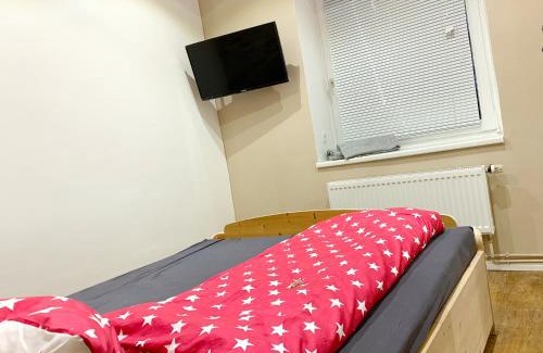 Itzehoe Apartment | Pet-Friendly Ferienwohnungen Arp "Kleine Gärtnerei" Retreat