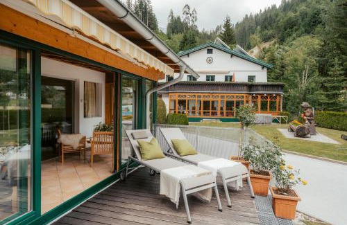 Bad Gastein Apartment | Cozy Ferienwohnungen Badbruckerweg - Pet Friendly Retreat