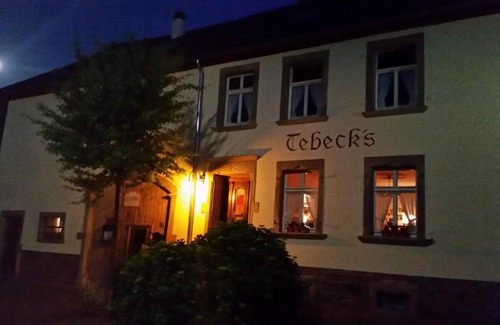 Wadern Hotel | Cozy Ferienwohnungen Bistro Tebecks: Family-Friendly Escape
