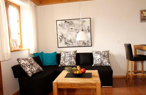 Amerang Apartment | Charming Ferienwohnungen Chiemgau: Top-Rated & Family Friendly