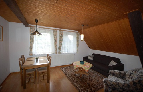 Reinsehlen Apartment | Family-Friendly Ferienwohnungen Wulfshof III with Breakfast