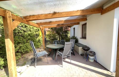 Neuhaus House | Pet-Friendly Ferienwohnungen Dierhagen with Kitchen Access