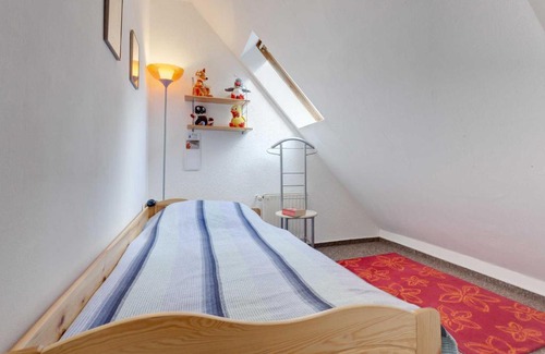 Neuhaus Apartment | Seaside Getaway: Ferienwohnungen Dierhagen at the Beach