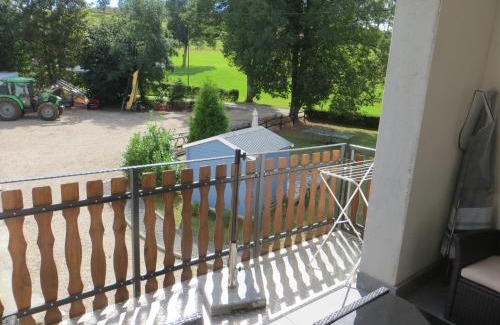 Hohenfels-Essingen Apartment | Top-Rated Ferienwohnungen Grafenfelder Hof with Great Amenities