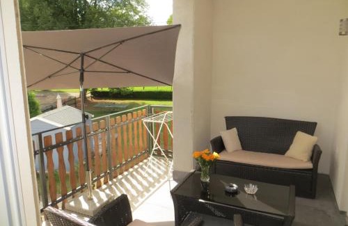 Hohenfels-Essingen Apartment | Top-Rated Ferienwohnungen Grafenfelder Hof with Great Amenities