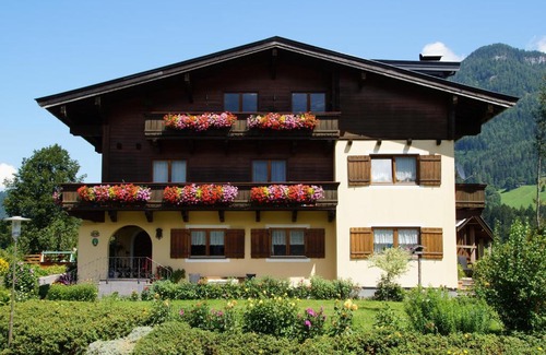Lofer Apartment | Pet Friendly Getaway at Ferienwohnungen Haus Mindermann