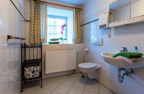 Aflenz Land Apartment | Pet-Friendly Ferienwohnungen Hotel Garni Dörflerwirt - 9.8/10