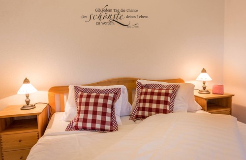 Aflenz Land Apartment | Pet-Friendly Ferienwohnungen Hotel Garni Dörflerwirt - 9.8/10