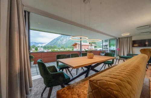 Achenkirch Apartment | Pet-Friendly Ferienwohnungen Karlingerhof with Ocean Views