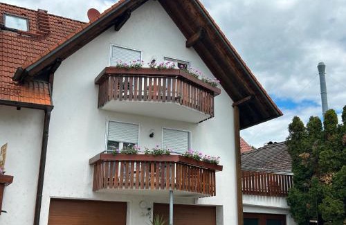 Hochbuch Apartment | Family-Friendly Ferienwohnungen Meyer with Great Reviews