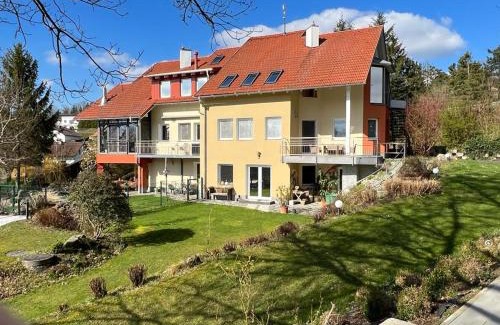 Herzogsdorf Apartment | Top-Rated Ferienwohnungen Pesenbachtal: Family-Friendly Retreat