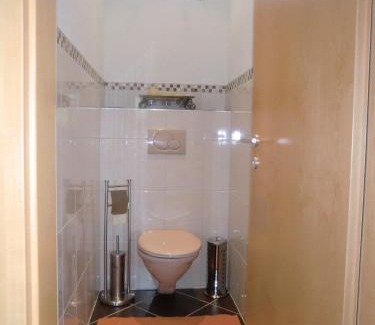 Rohrberg Apartment | Cozy Ferienwohnungen Pfister: Family-Friendly with Hot Tub