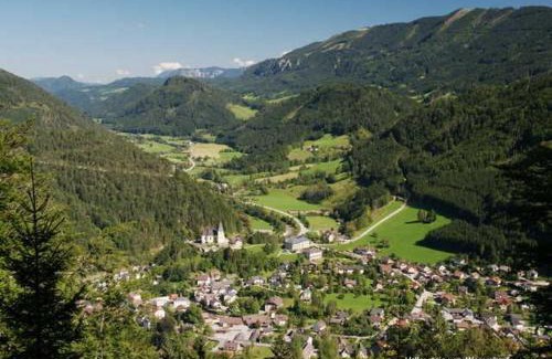 Hollenstein an der Ybbs House | Pet-Friendly Ferienwohnungen Sigrid & Ferdinand in Berginc