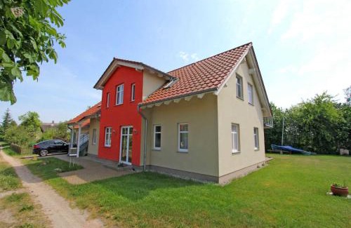 Warthe Apartment | Family-Friendly Ferienwohnungen Warthe with Kitchen Access