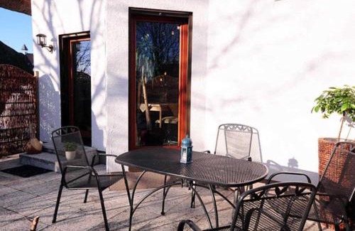 Diedrichshagen Apartment | Cozy Ferienwohnungen Zum Anker: Pet & Child Friendly Stays