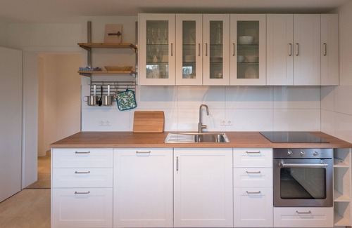 Oberreitnau Apartment | Bright Ferienwohnung Rosa with Spacious Terrace for 5 Guests